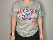 Load image into Gallery viewer, Vintage ish 2007 Boston Red Sox World Series Champions TSHIRT - M