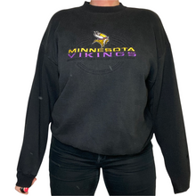 Load image into Gallery viewer, Vintage Early 1990s Minnesota Vikings Crew from Logo 7 - L