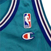 Load image into Gallery viewer, Vintage 1992-1995 Charlotte Hornets x Alonzo Mourning Champion JERSEY - Youth Large or Adult XS/Small