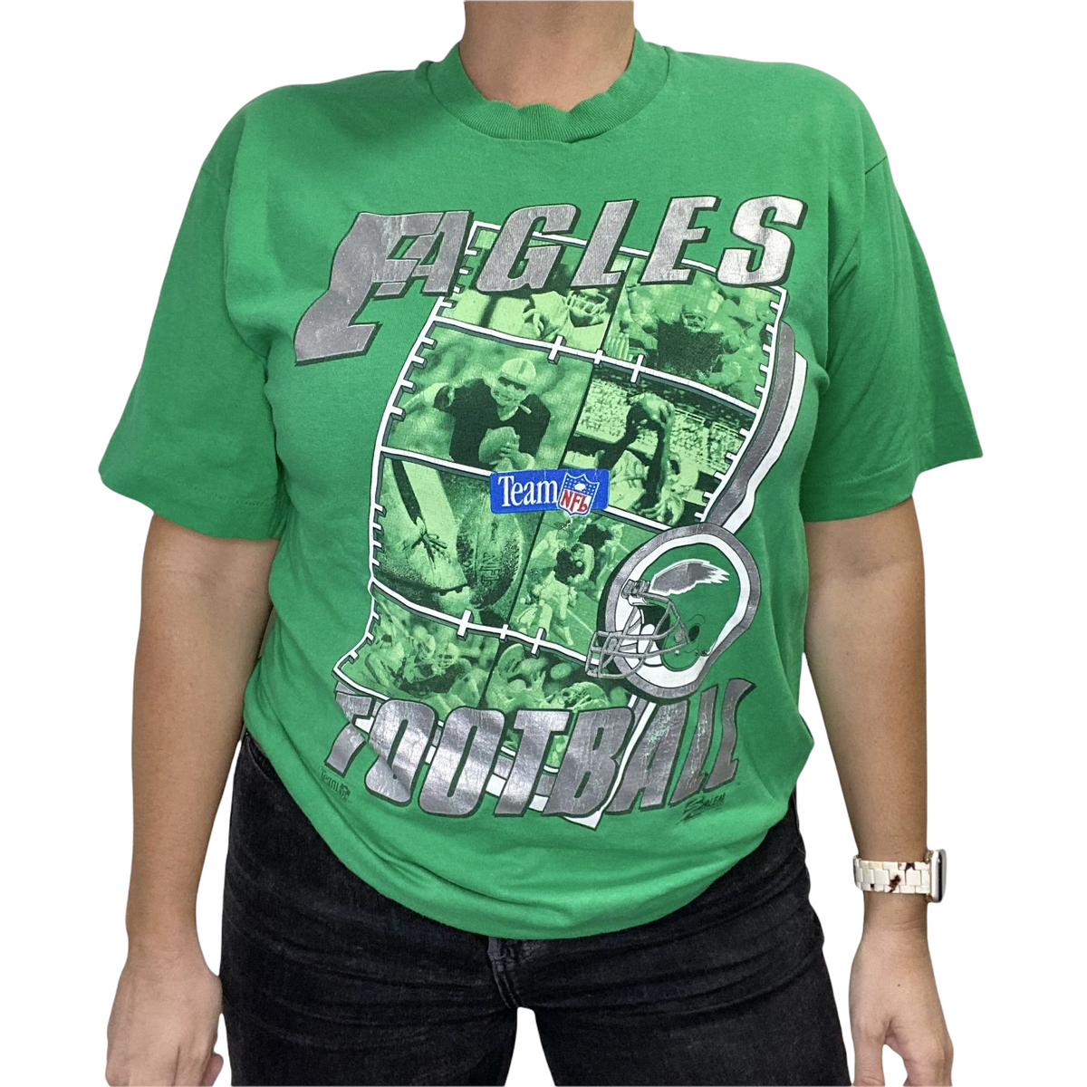 Vintage 1960s Philadelphia Eagles NFL Football T Shirt early Logo Youth  Sz.Small