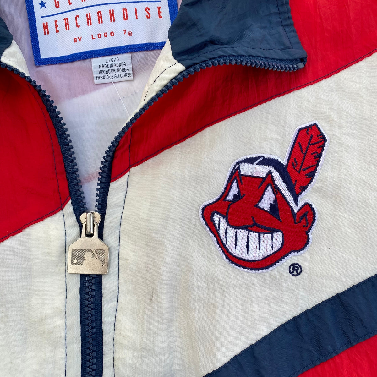 Vintage 1990s Cleveland Indians Full Zip Windbreaker from