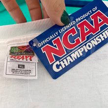 Load image into Gallery viewer, Vintage 1999 University of Connecticut UCONN Huskies NCAA Final Four TSHIRT - XL