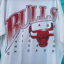 Load image into Gallery viewer, Vintage 1990s Chicago Bulls White TSHIRT - XL