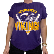 Load image into Gallery viewer, Vintage Early 90s Minnesota Vikings TSHIRT - L/XL