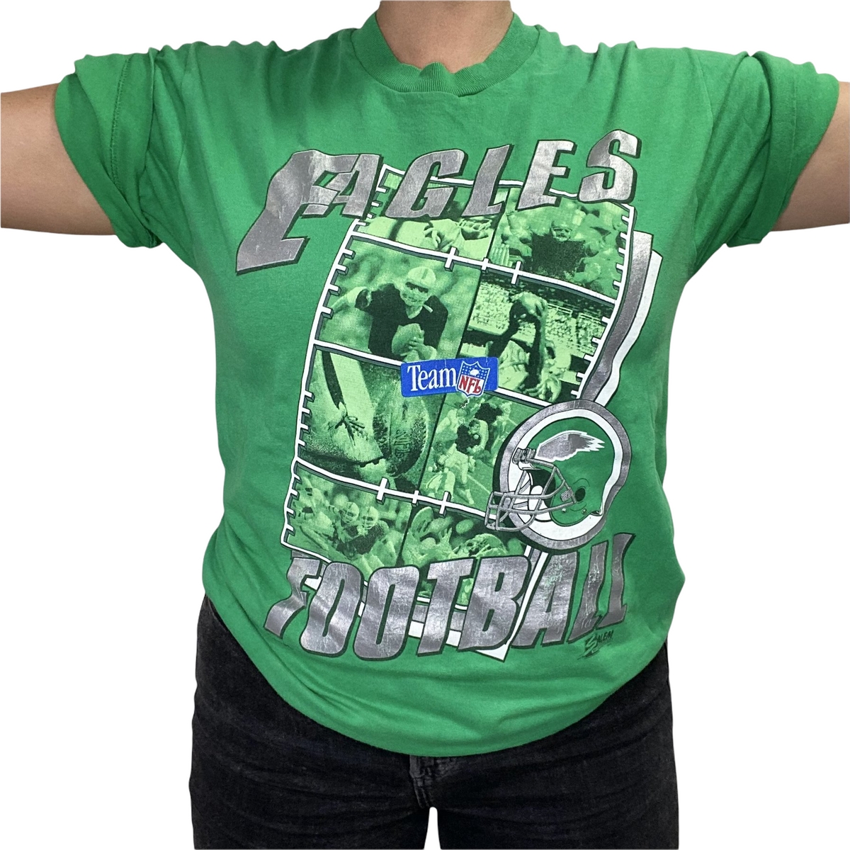 Vintage 1960s Philadelphia Eagles NFL Football T Shirt early Logo