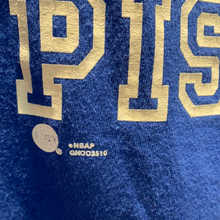Load image into Gallery viewer, Vintage 1995 Detroit Pistons Old Logo TSHIRT - M