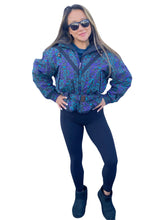 Load image into Gallery viewer, Vintage 80s Patterned Ski &amp; Snow Jacket with Shoulder Pads! - Size 4 / Small