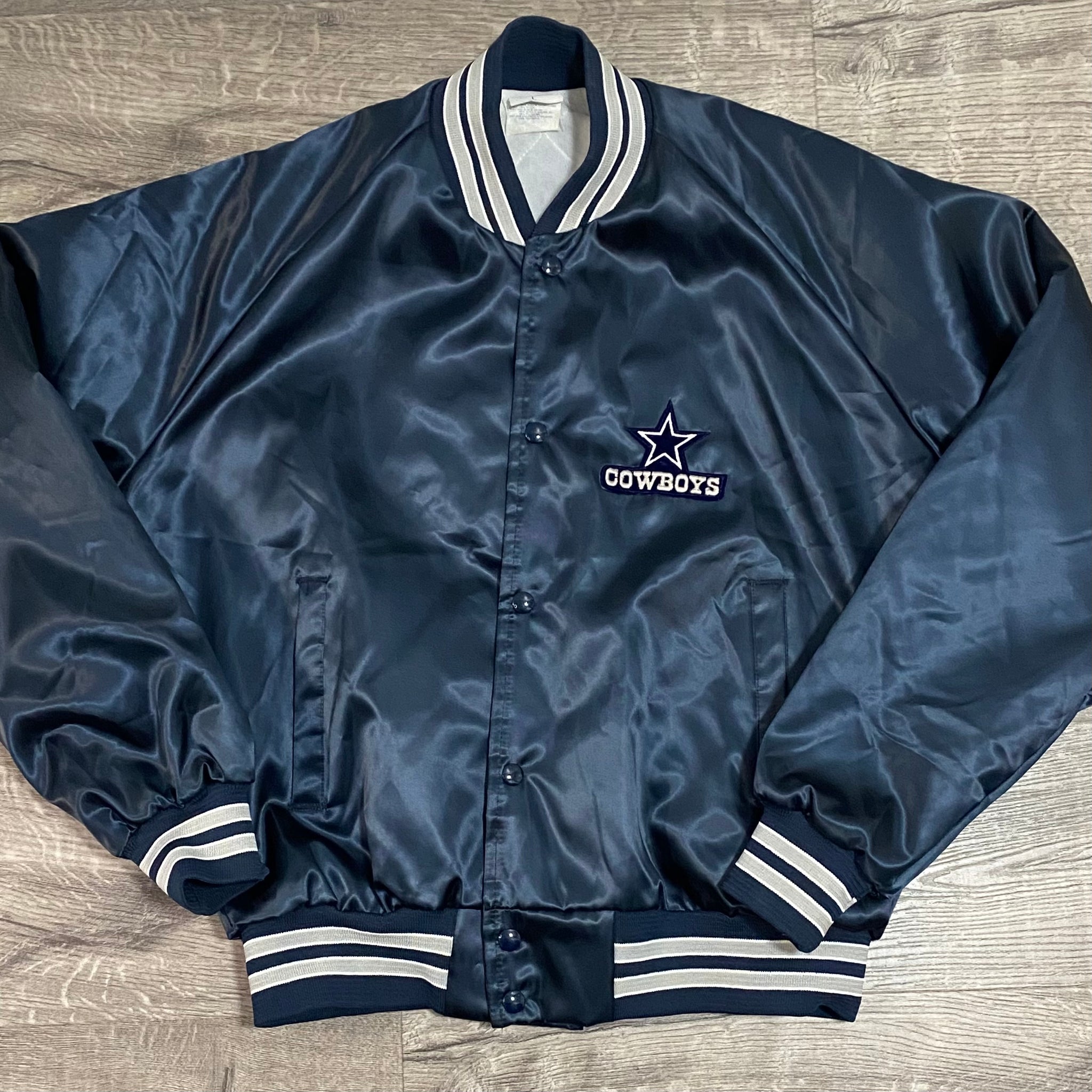 Vintage 1980s Dallas Cowboys Chalk Line Satin Bomber Jacket - L – Rad Max  Vintage