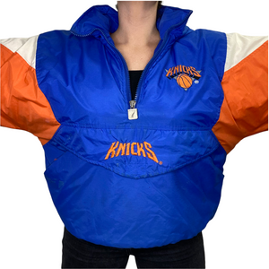 Vintage 1990s New York NY Knicks Kangaroo Pullover Puffer Jacket from Logo 7 - L