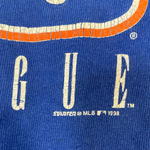 Load image into Gallery viewer, Vintage 1998 New York NY Mets TSHIRT from Starter - L