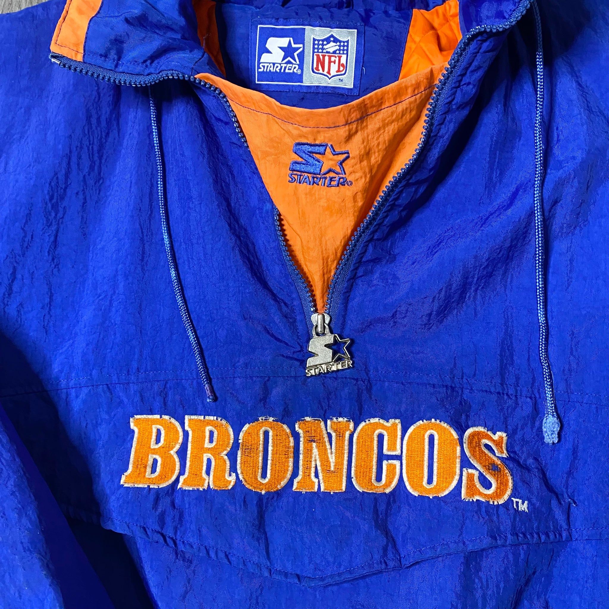 Vintage 1990s Denver Broncos Old Logo Pullover Kangaroo Starter Jacket –  Rad Max Vintage