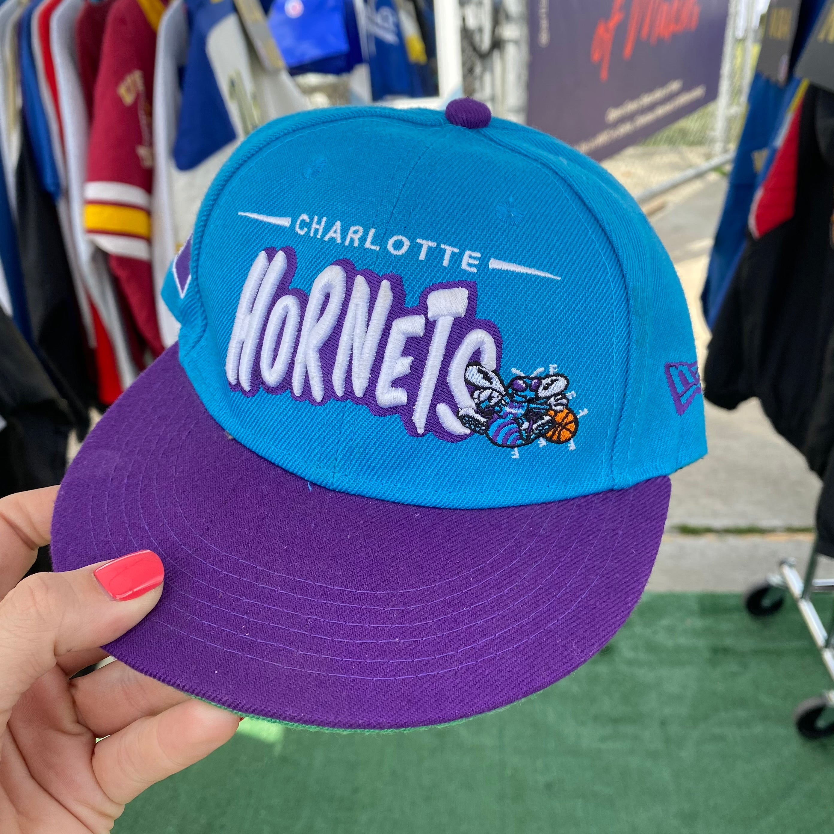Vintage 1990s Charlotte Hornets New Era KIDS SNAPBACK HAT - Youth 