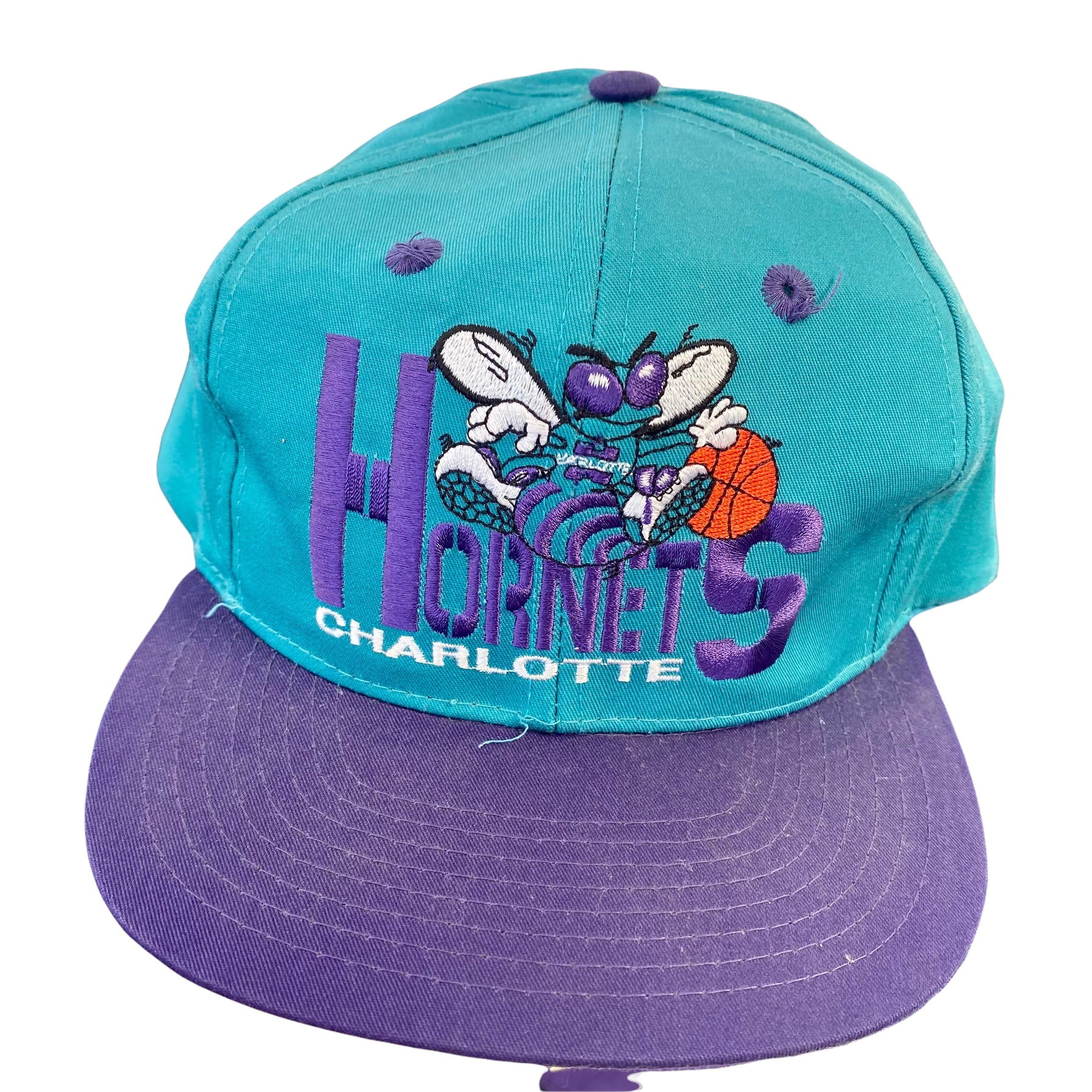 90s CHARLOTTE HORNETS Snapback / Vintage NBA Sports Cap / 
