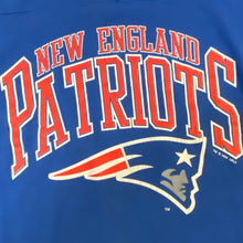 Load image into Gallery viewer, Vintage 1994 New England Patriots Old Colors TSHIRT - M